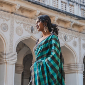 kayta indigo lines – striped handloom saree (copy)